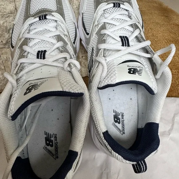 New Balance 530 White Silver Navy Sz 10.5 - Picture 6 of 7